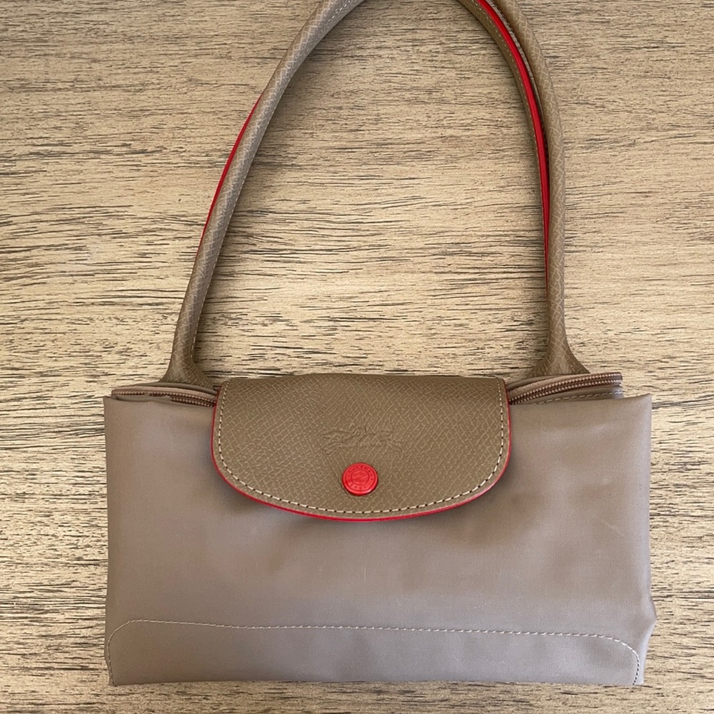 ***SOLD*** Longchamp Le Pliage Club Tote - Picture 14 of 15